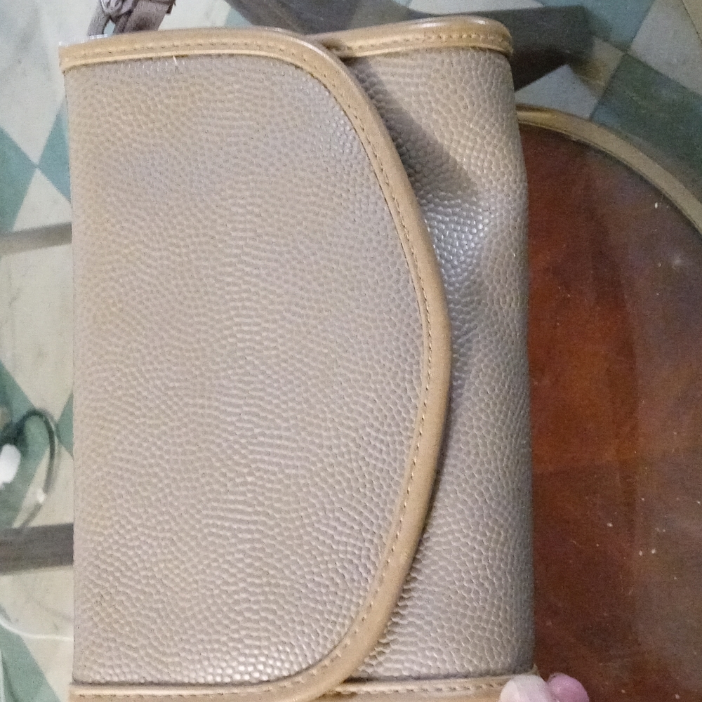 Clutch purse